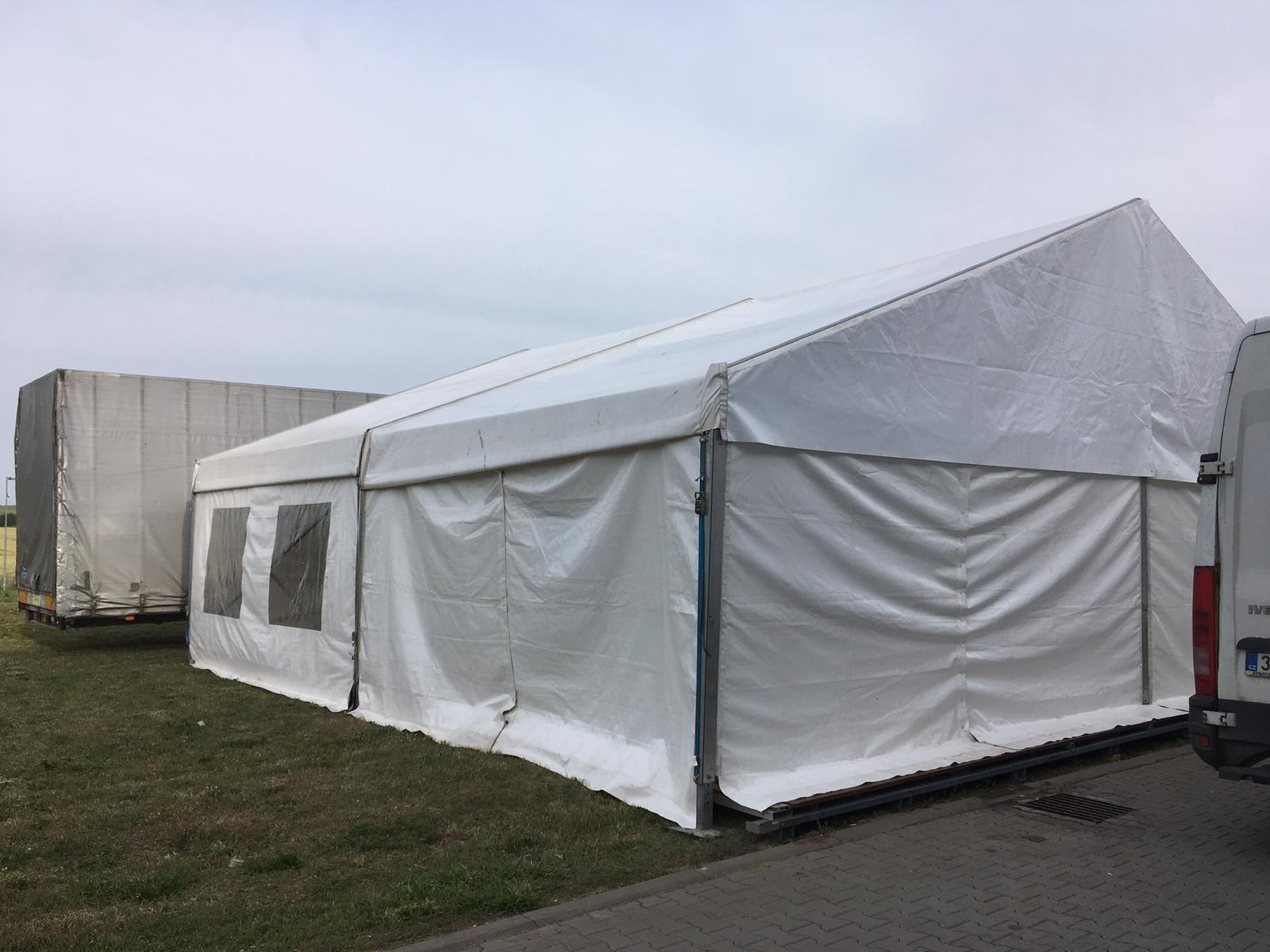 whatsapp image at ..