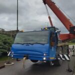 Jak vybrat správný autojeřáb pro váš stavební projekt: Klíčové parametry a funkce, které byste měli znát